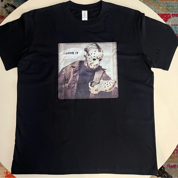 Jason Voorhees "I Love It" Funny Horror Movie Crocs T-Shirt 100% Cotton XL NWOT - Picture 1 of 5